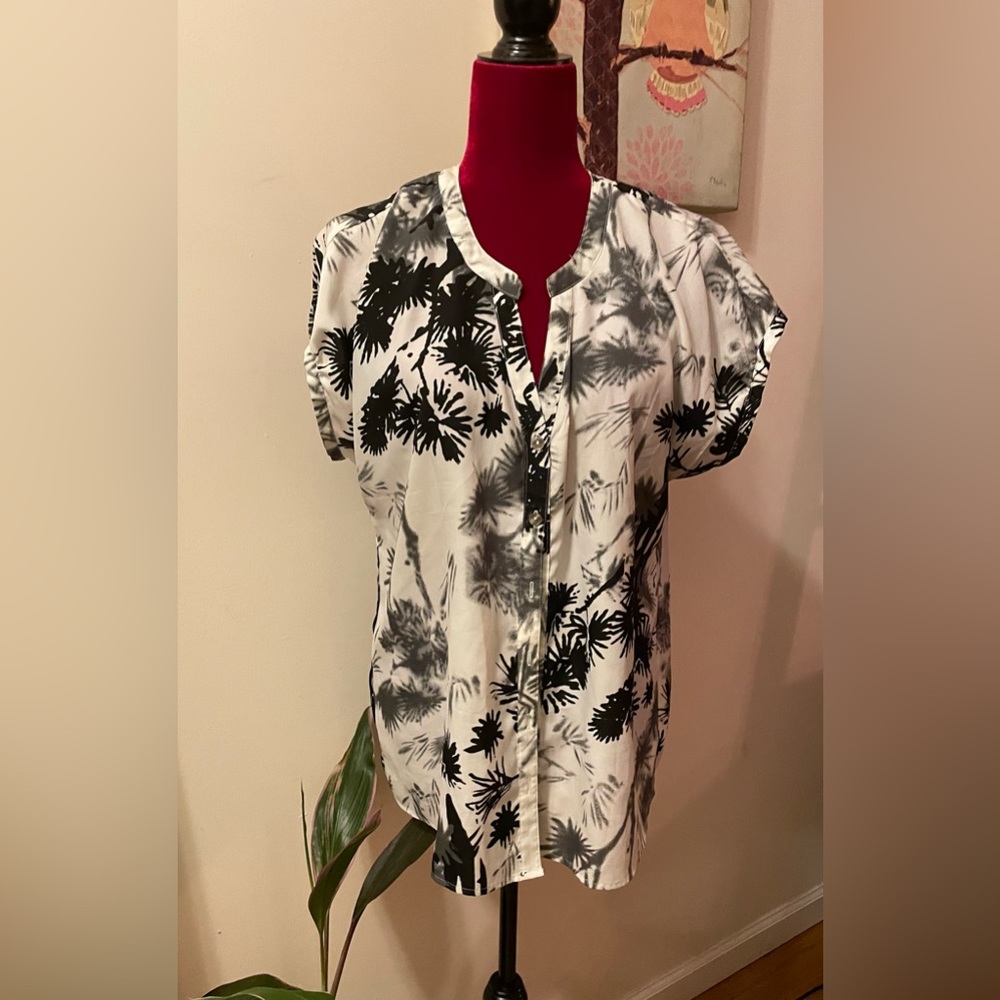 Short sleeve button down blouse